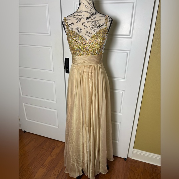 La femme chiffon Jeweled gown nude style 16802 - Picture 1 of 11